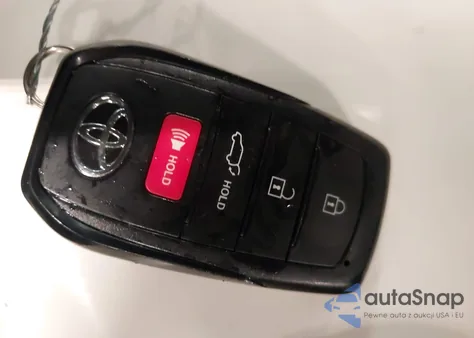 2025 Toyota Crown Signia Limited из США, поврежденный, VIN JTDACAAJ0S3017651